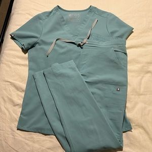 Xs ice blue figs scrubs